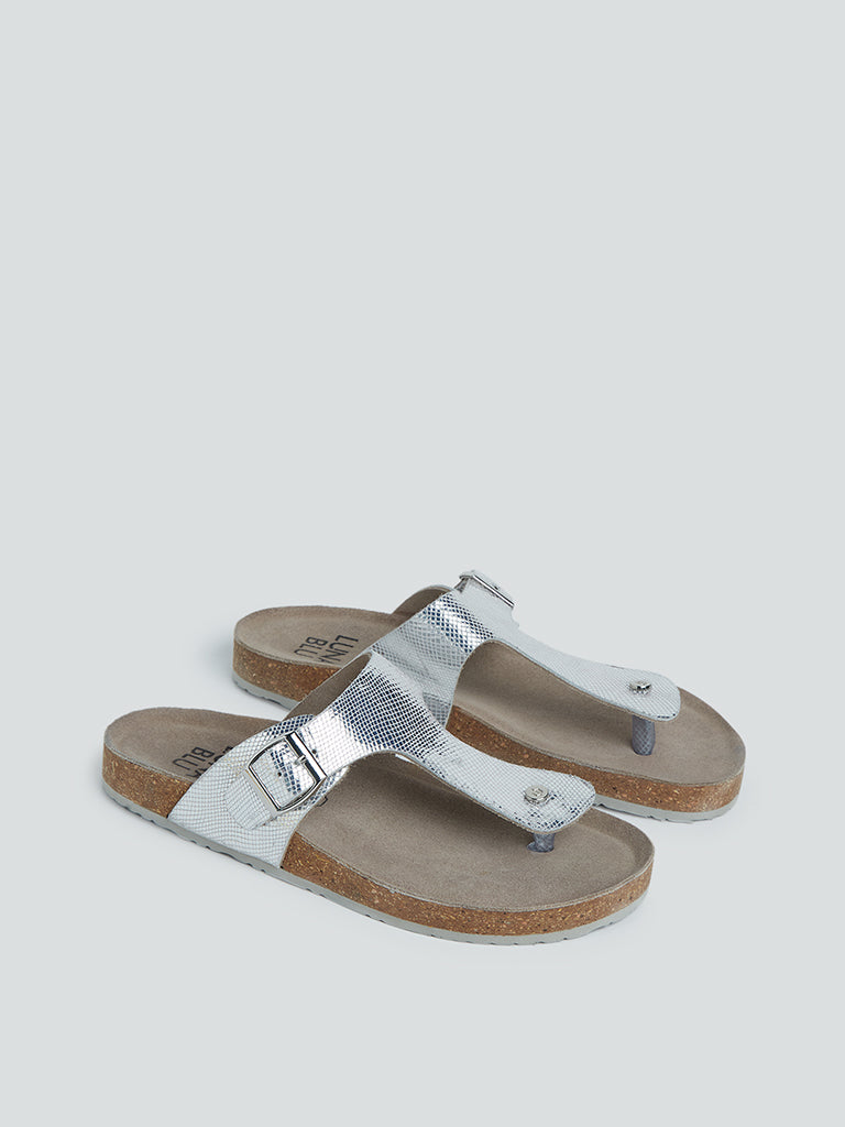 LUNA BLU Silver Buckled Comfort Sandals